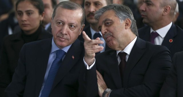 Bülent Arınç, Erdoğan'a Yaptığı Teklifi Açıkladı: Gül'e, Davutoğlu'na, Babacan'a Veya Bana Görev Verin Dedim