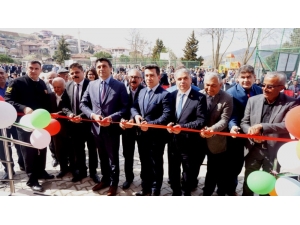 Hayırsever Muhtar Mahallesine Okul Yaptırdı