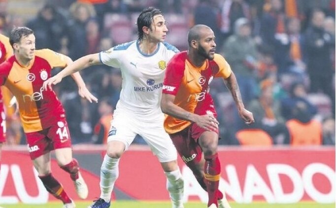 Roma'nın Scoutları, Marcao Için Akın Ediyor