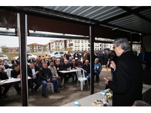 Başkan Adayı Yüce’den Dolmuş Durağına Ziyaret