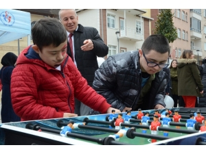 Down Sendromlu Çocuklar Unutulmadı