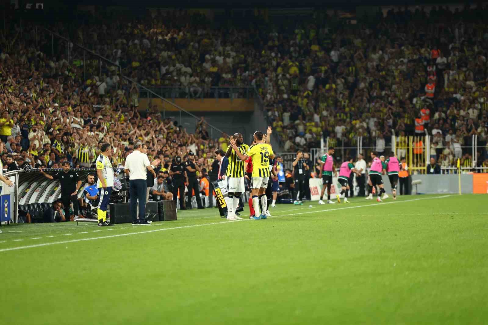 romelu-lukaku-ligde-ilk-kez-forma-giydi