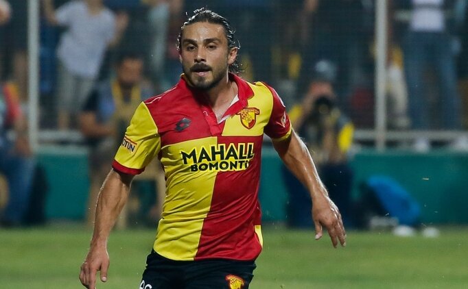 Gökhan Töre Ve Quaresma'nın Yerine Halil Akbunar...