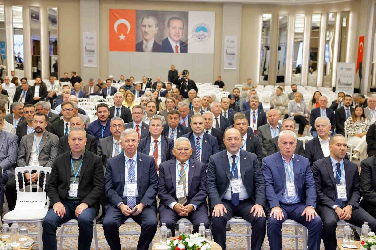 2027-turk-dunyasi-kultur-baskenti-kayseri-tkb-meclis-toplantisi-na-ev-sahipligi-yapti