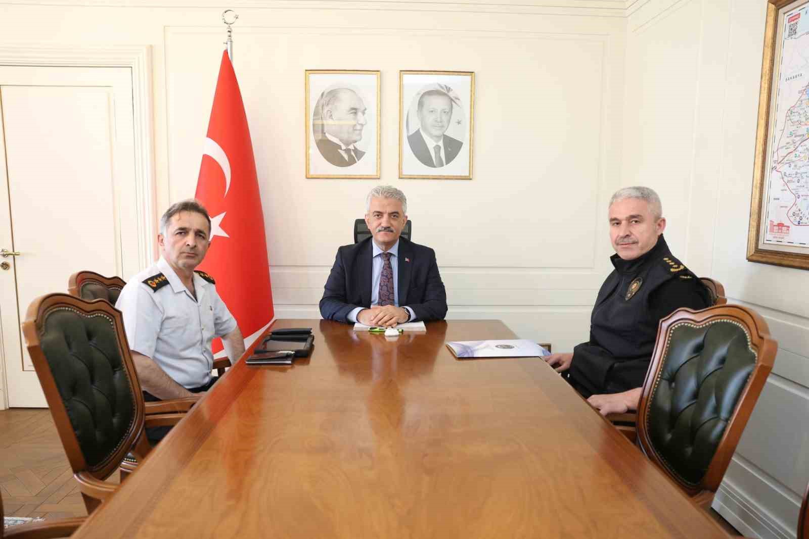 duzce-de-guvenlik-ve-asayis-tedbirleri-masaya-yatirildi
