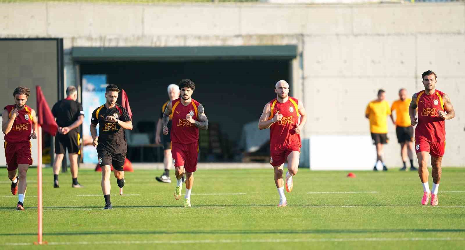 galatasaray-yeni-sezon-hazirliklarini-surdurdu