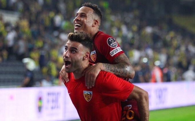 Fatih Terim'in Gözdesi Deniz Türüç'ün Fiyatı Belli Oldu!