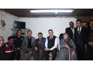 Şehit Ailesini Ziyaret Ettiler