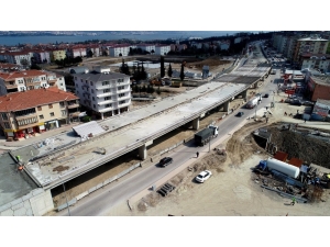 Yüzbaşılar Köprülü Kavşağı Yenileniyor