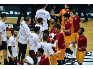 Potada Derbi Zamanı