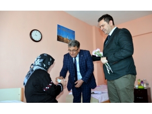 Huzurevi Sakinlerine Ziyaret