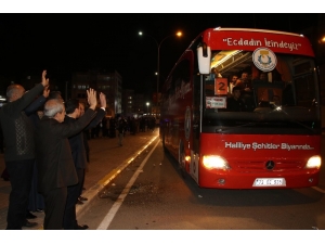 Haliliye’de Başarılı Öğrencileri Çanakkale’ye Uğurladı