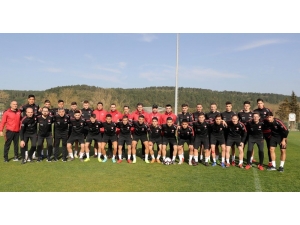 Ümit Milliler, Arnavutluk İle Karşılaşacak