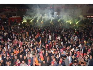 Saruhanlı Ve Gördes’te Cengiz Ergün Rüzgarı