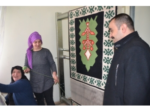 Şenkaya’da "Kilimim Çok Yaşasın Projesi"
