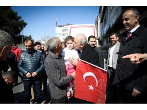 Sevgi Yürüyüşü Yapan Yıldırım’a Büyük İlgi