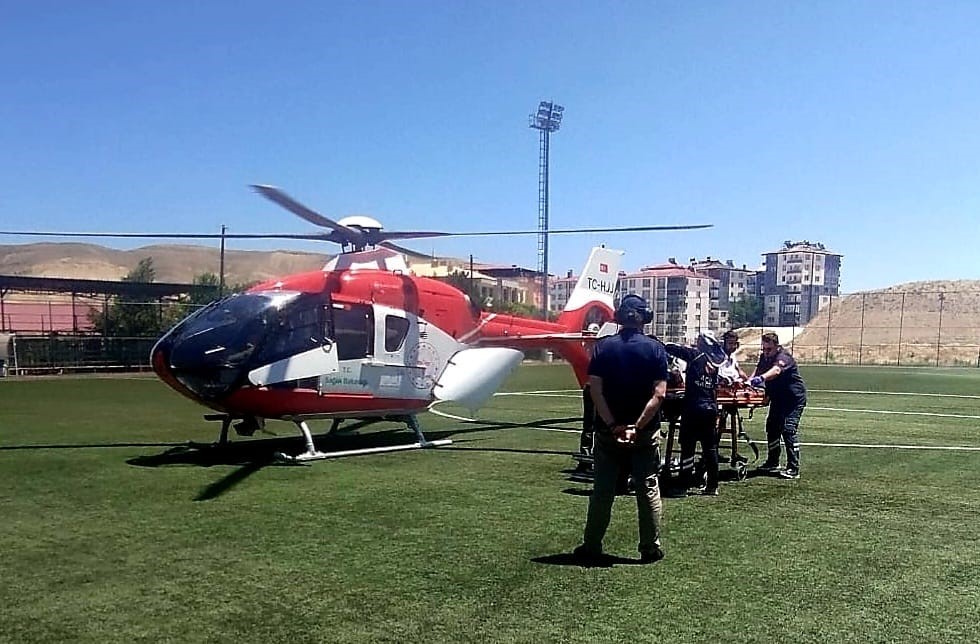darende-de-kalp-krizi-geciren-hasta-hava-ambulansiyla-sevk-edildi
