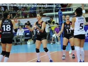 Eczacıbaşı Vitra, Kupa Voley’de Yarı Finalde