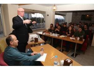 Başkan Kazım Kurt: “Eskişehir Öğrencileri Seven Bir Şehirdir”