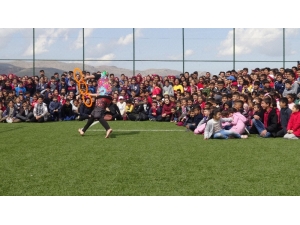 Gercüş’te Sirk Ve Sanat Festivaline Yoğun İlgi