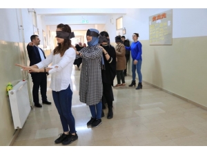 İgeder Öğretmen Yetiştirmeye Devam Ediyor