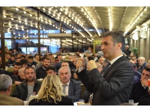 İyi Parti Yomra Belediye Başkan Adayı Bıyık Gençlerle Buluştu