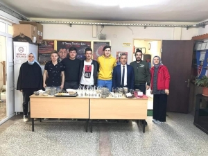 Müzik Odası İçin Kermes Düzenlediler