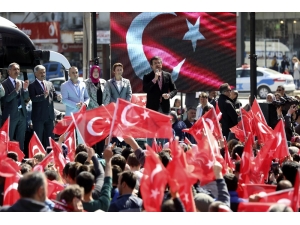 Zeybekci: "Efelenmeye Değil, Efe Gibi Dik Durmaya Geldik”