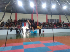 Sason’da Sirk Gösterisine Yoğun İlgi