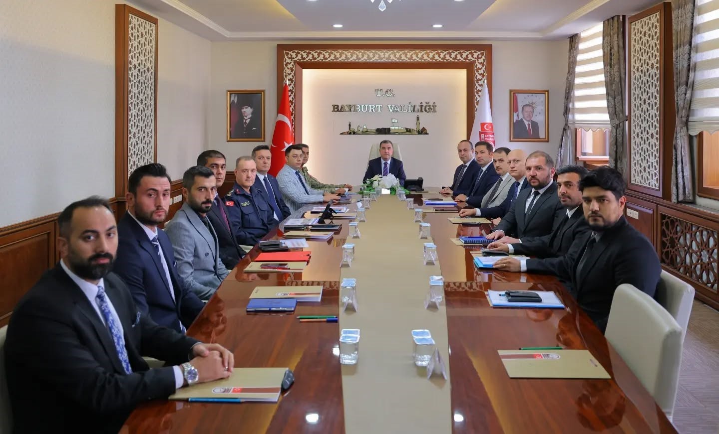 bayburt-ta-genisletilmis-guvenlik-ve-asayis-toplantisi-yapildi