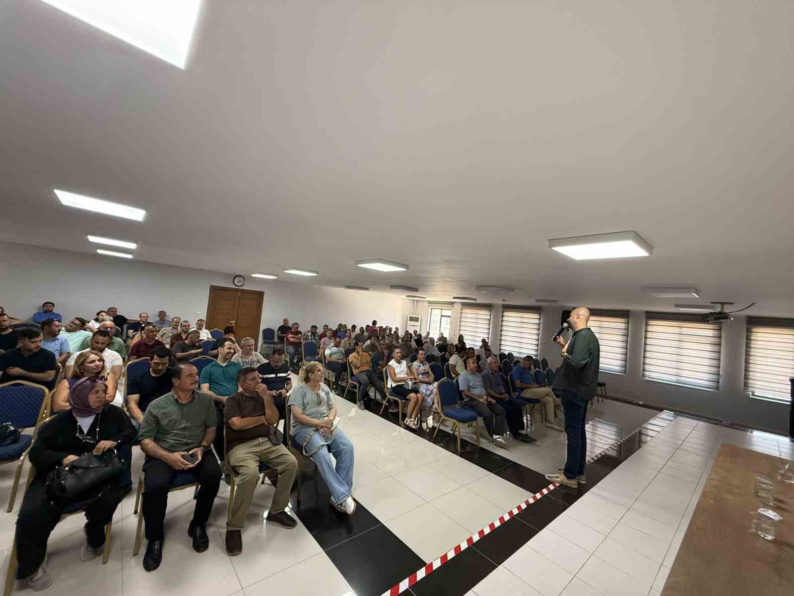 antakya-ve-defne-deki-okul-idarecilerine-kadina-yonelik-siddetle-mucadele-semineri-verildi