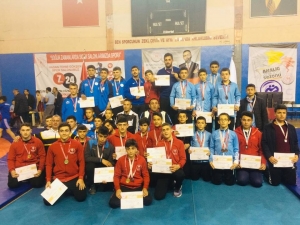 Kayseri Analig Güreş Takımı Türkiye Finalinde
