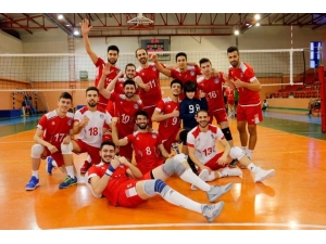 Erkekler Voleybol Play-off’u Kayseri’de
