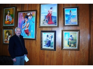 Adanalı Bob Ross Resimlerini Sergiledi