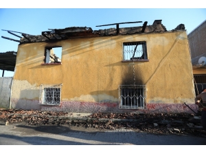 Yangının Yaralarını ‘Sevgi Eli’ Saracak