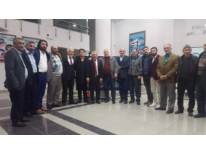 Özbek Seçim Çalışmalarına Gece De Devam Ediyor