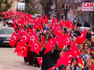 Osmaneli Münür Şahin’e Sahip Çıktı