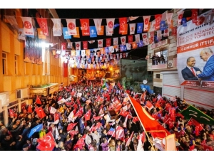 Başkan Uçak Yeşilyurt Mahallesinde Vatandaşlarla Buluştu