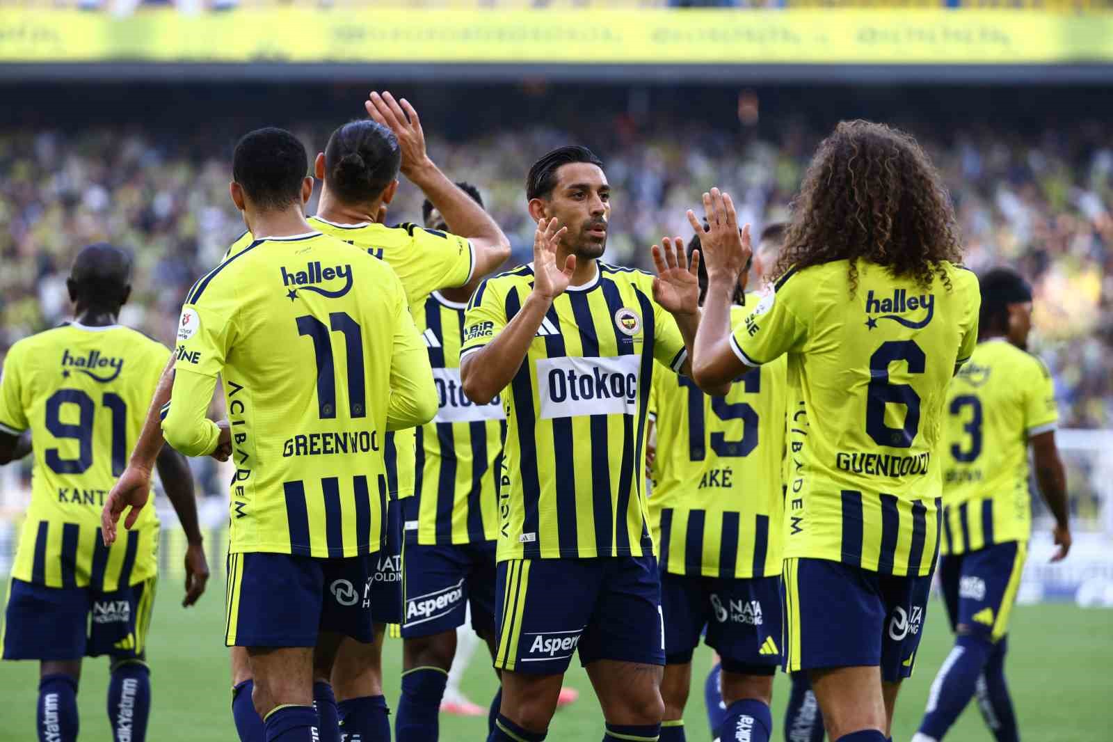 fenerbahce-tarihinin-en-farkli-galibiyetini-aldi