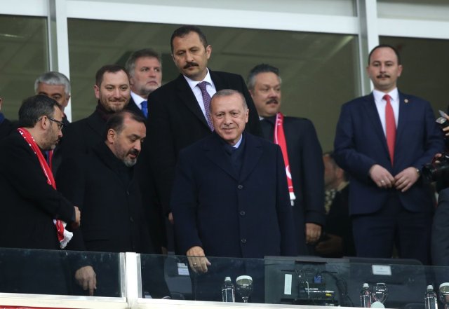Cumhurbaşkanı Erdoğan Türkiye-Moldova Maçını Takip Etti