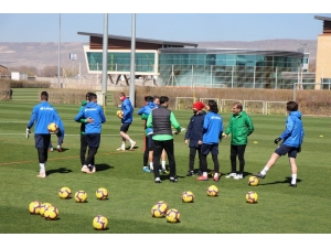Hikmet Karaman: “Sivas’tan Alacağımız Puan Bizi İyi Yerlere Taşıyacak”