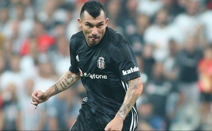 Her Yerin Adamı; Gary Medel