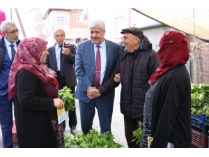 Ekinci’ye Destek Artıyor