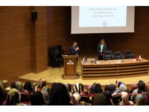 Gaün Öğrencilerine Akademik Kariyer Yol Haritası Konferansı