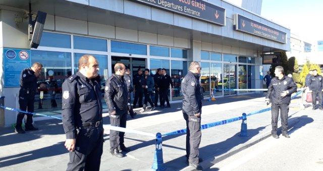 Kayseri Havalimanında Silah Sesleri! Yaralı Polisler Var