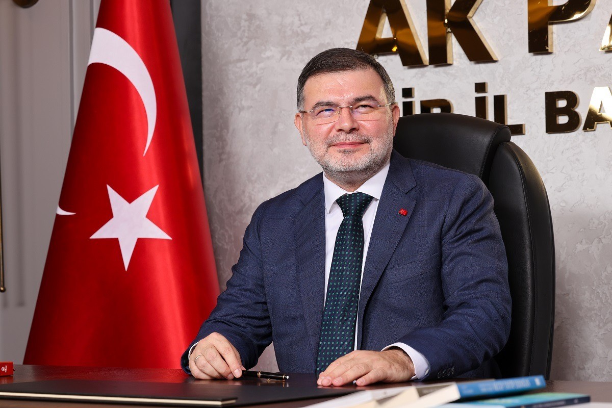 ak-partili-saygili-menderes-imizin-onunde-hizmet-bekleyen-onemli-bir-donem-bulunuyor