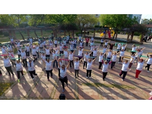 Seçim Şarkısıyla Spor Yaptılar