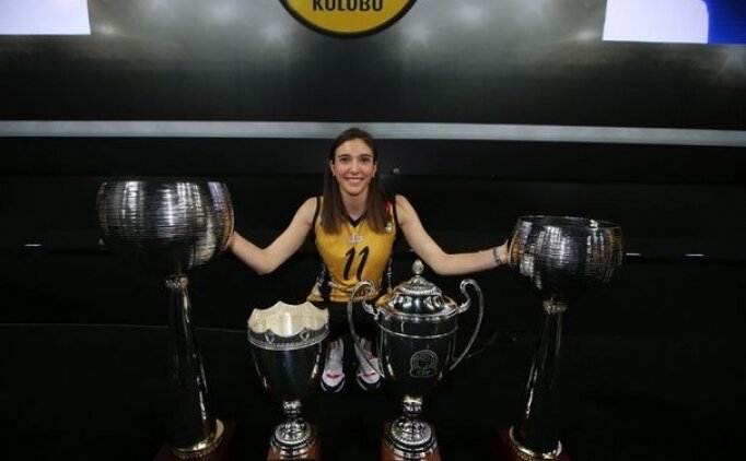 7 Yıl Sonra Fenerbahçe'ye Geri Dönüyor