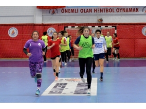 Muratpaşa Belediyespor Şampiyonluk İçin Sahaya Çıkacak