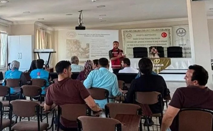 sinop-ta-muftuluk-personeline-psikososyal-destek-egitimi